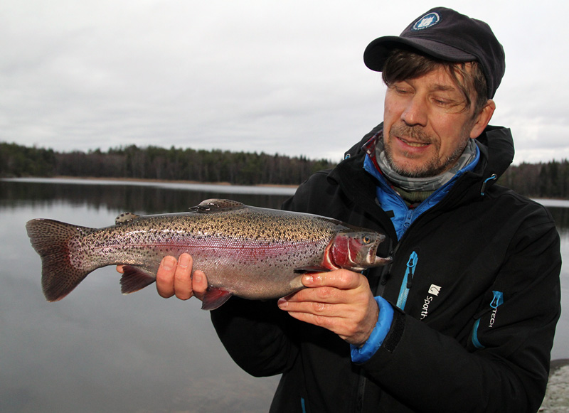 Isfisket stänger på Mellansjön – fisket öppnar igen i april