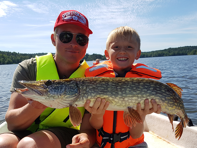 Sista platserna för sommarlovets fiskeläger!