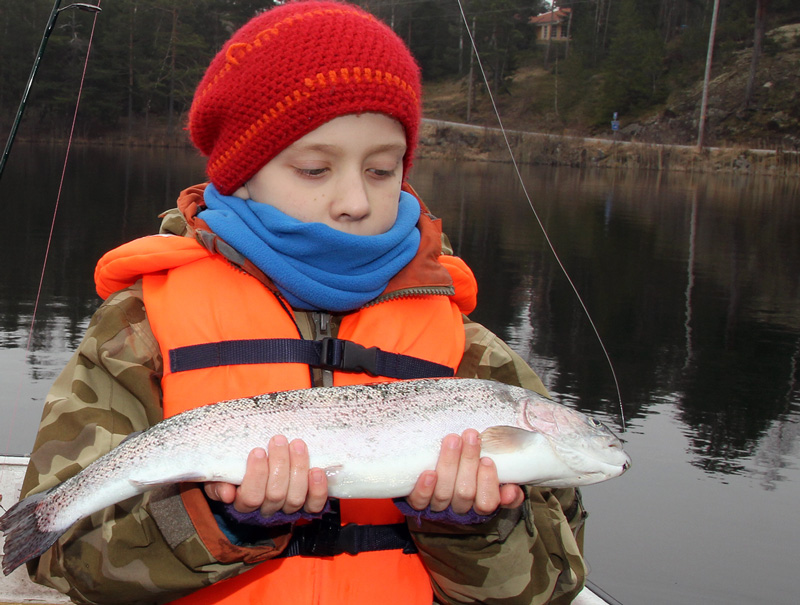 Fisket i Mellansjön öppnar lördag 13 april