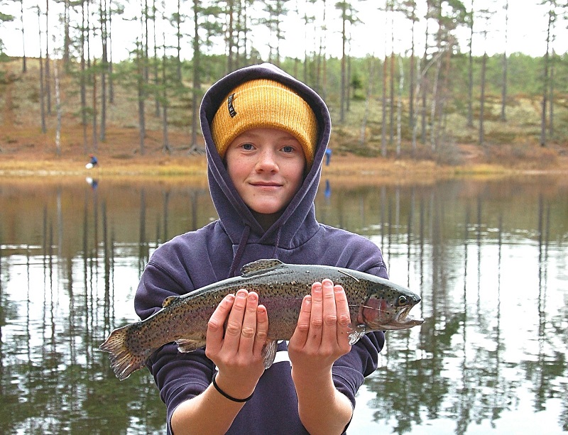 Fiskeutmaning i Jönköping under påsklovet för hela familjen