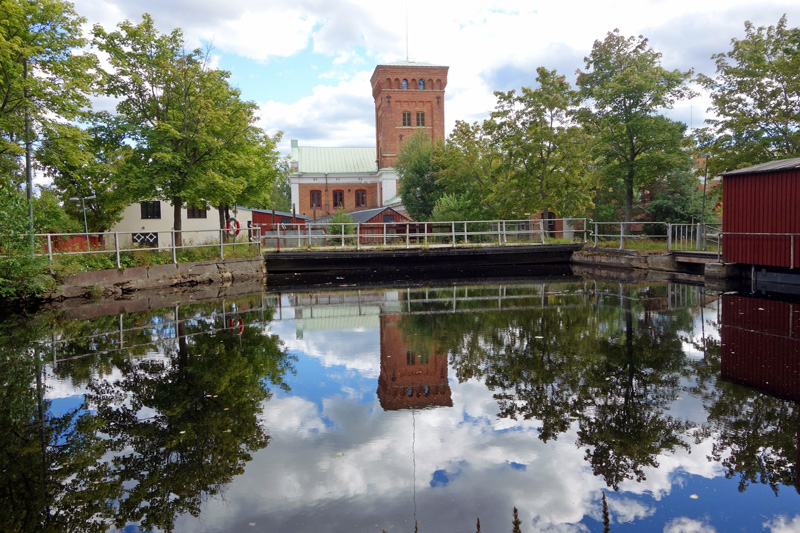 Seger för laxen i Testeboån: kraftverket i Strömsbro saknar tillstånd