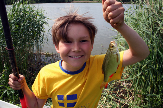 Gratis fiskekort till alla ungdomar på helgens mässa i Kista!