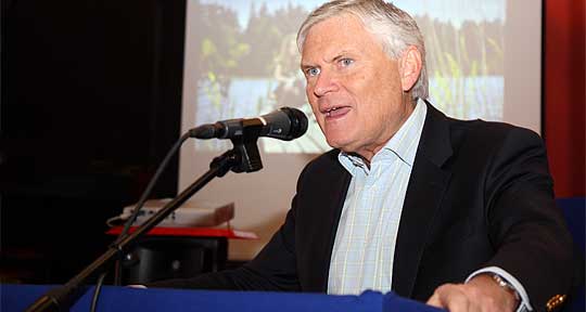 Joakim Ollén räddar laxen